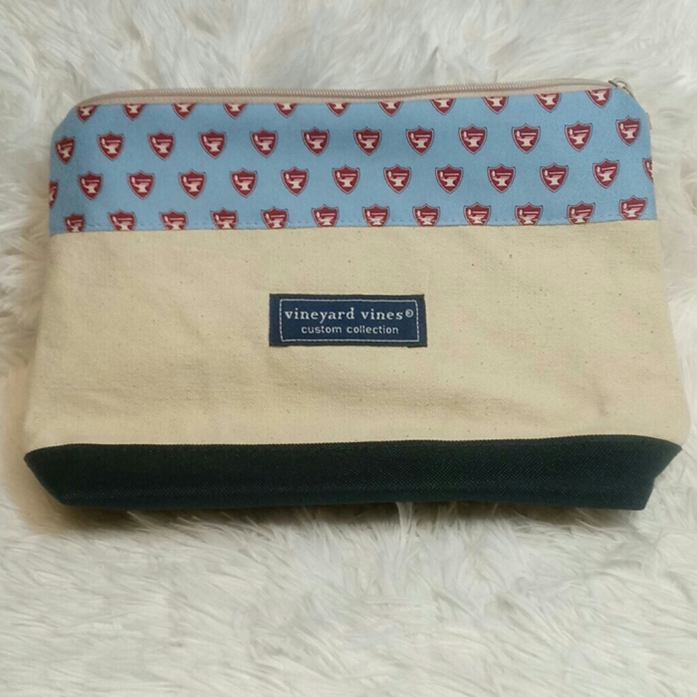 Vineyard Vines Cosmetic Bag